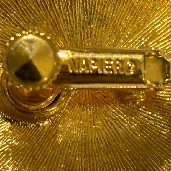 Vintage Napier Clip On Earrings Gold Tone Black Geometric Linear Retro - Picture 4 of 4